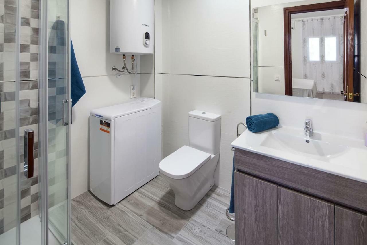 Wintowinrentals All Comforts Malaga Center Exteriör bild