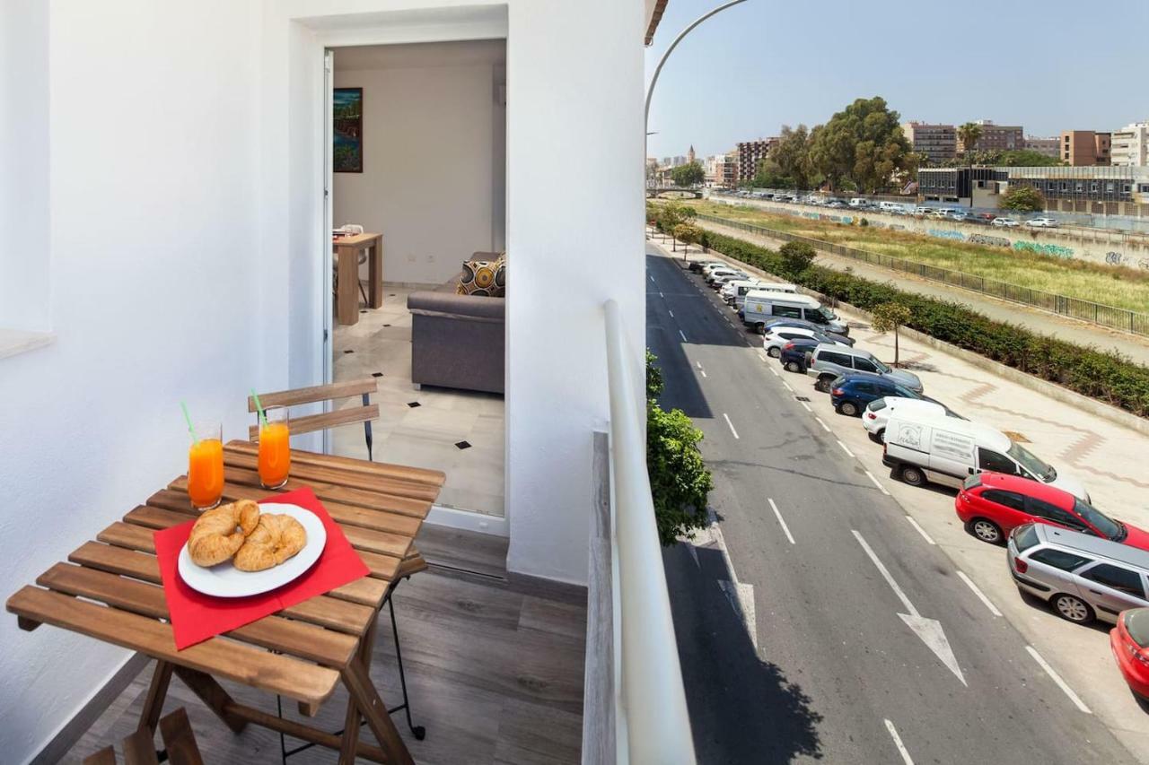 Wintowinrentals All Comforts Malaga Center Exteriör bild